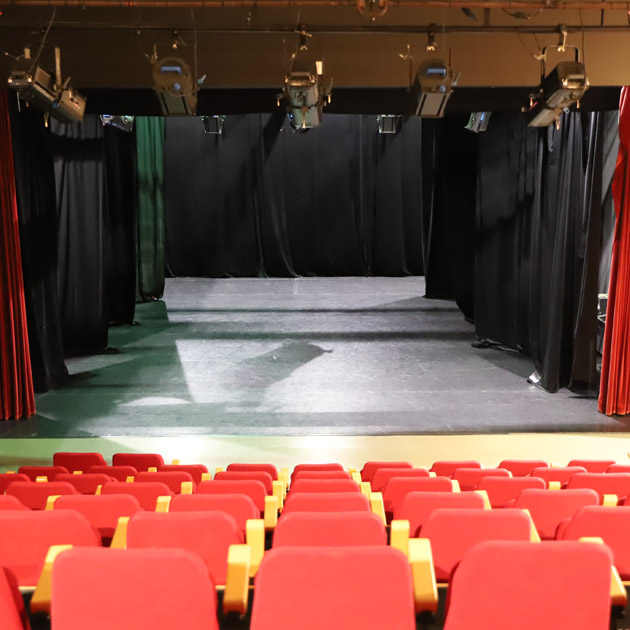 Le Temple de Bruay-La-Buissière (scène)