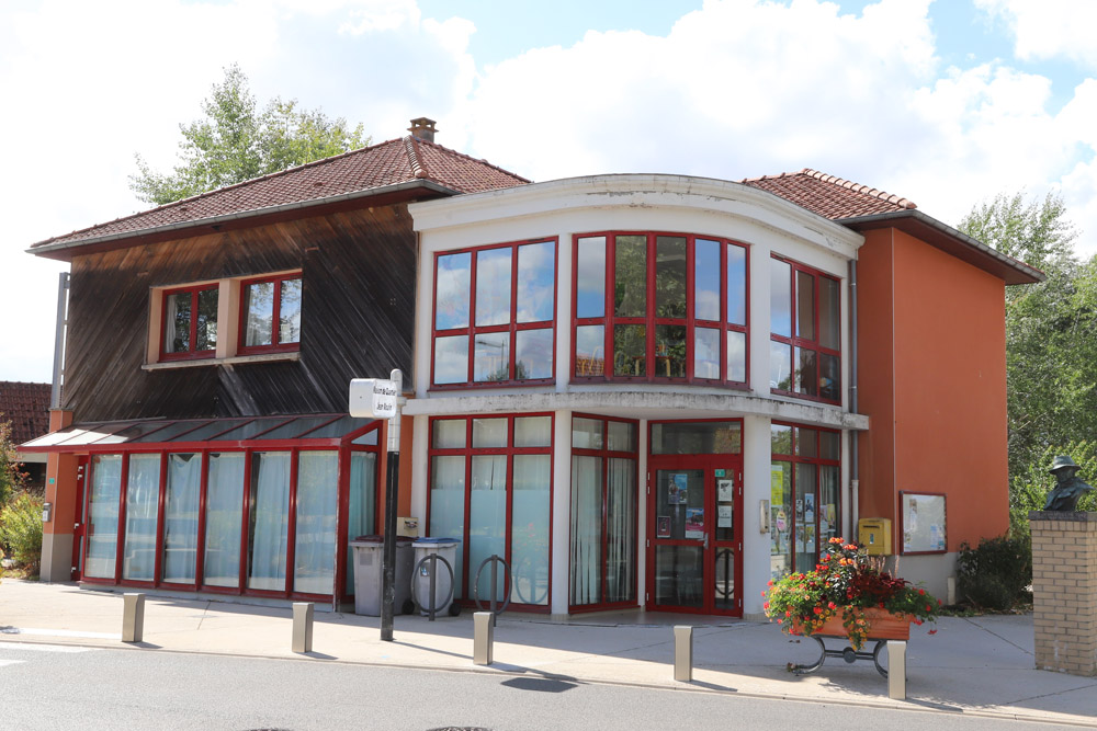 PRE façade PRE façade